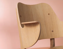 Load image into Gallery viewer, Gesture Chair Oiled Oak