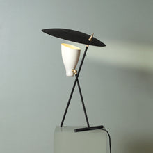 Load image into Gallery viewer, Silhouette Table Lamp Black