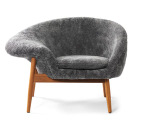 Fried Egg Lounge Chair Grey Sheepskin